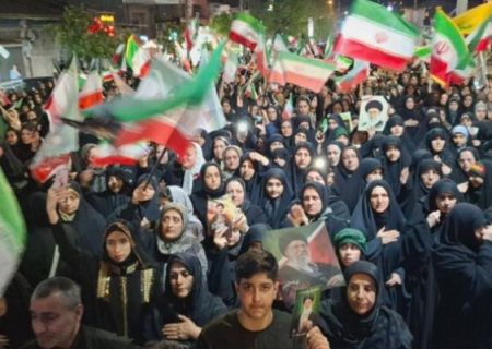 حضور در صحنه پشتوانه اجتماعی نیروهای مسلح است