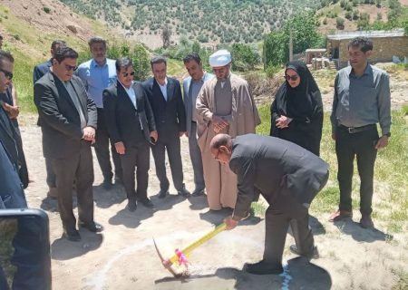 آیین کلنگ‌زنی پروژه آبرسانی و آسفالت روستای میوله