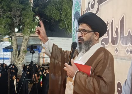 امام خمینی الگوی ایمان و مردم‌باوری بود