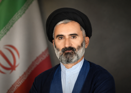 وحدت ملی رمز عبور از توطئه‌های دشمنان است
