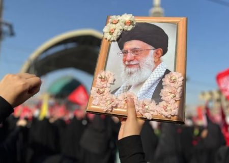 دشمن در حذف مکتب امام شهید ناکام ماند