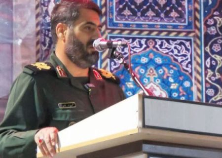 قیام عاشورا الگوی امام شهید بود