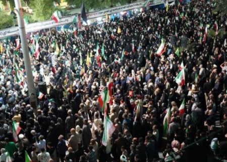 استمرار حضور در سنگر خیابان نشان‌دهنده اتحاد است