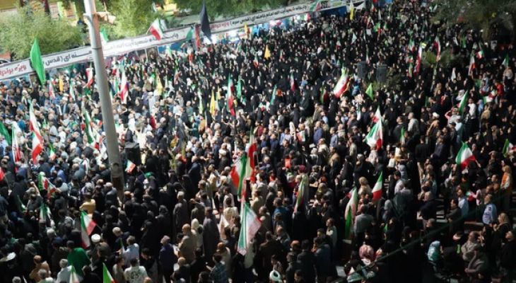 استمرار حضور در سنگر خیابان نشان‌دهنده اتحاد است