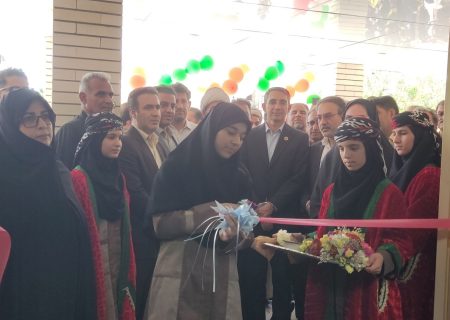 آیین افتتاح دبیرستان ۹ کلاسه قلم‌چی سلسله