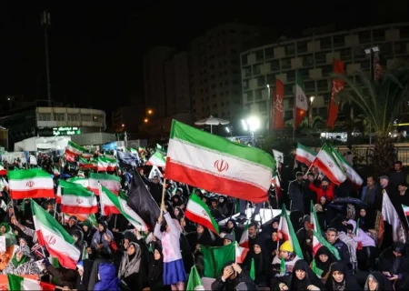 ملت ایران از تهدیدهای دشمن هراسی ندارد