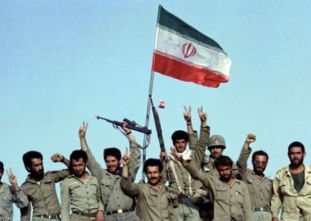 دفاع مقدس از سنگر‌های جنگ تا میدان خدمت ادامه دارد