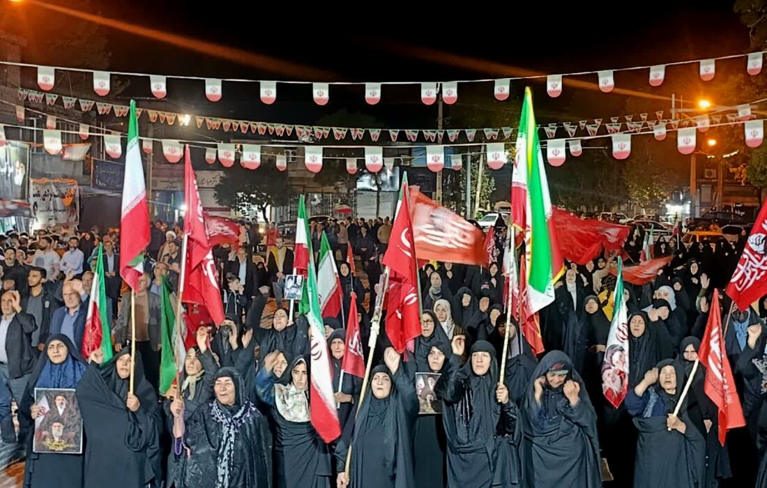تداوم حضور مردم در خیابانها راهبرد مقابله با تهدیدهای سهگانه